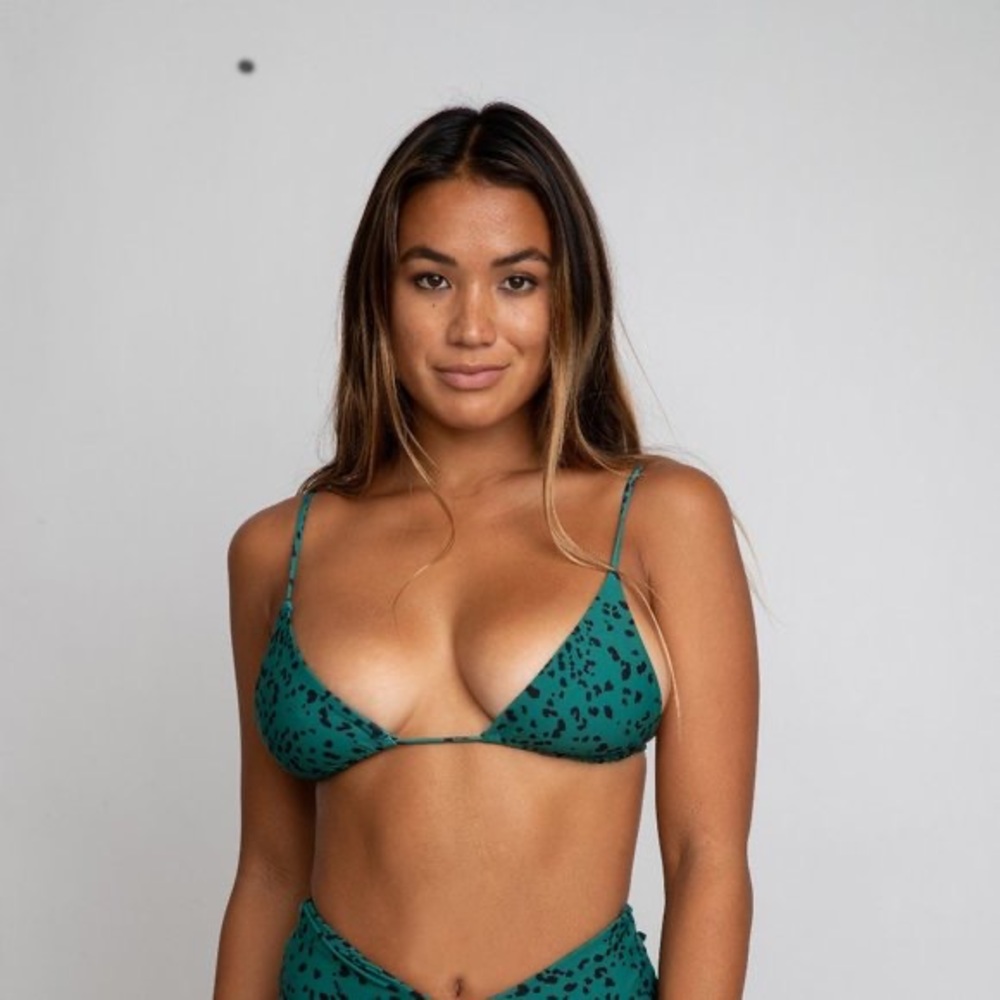 NWT Skatie Ella Top (S)